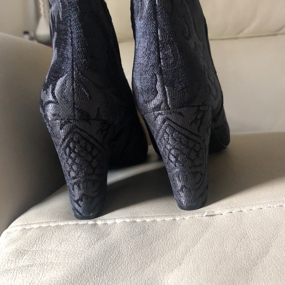 Nine West Siventa Brocade Boot - Picture 12 of 15